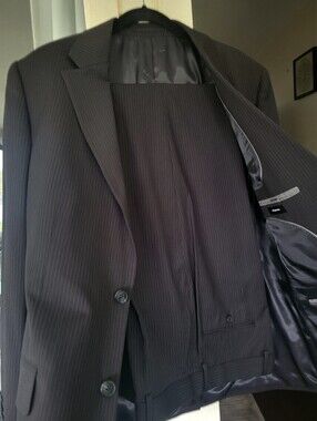 Distinction Bigi Mens Pinstripe Suit Sz 42. Pants Sz 34